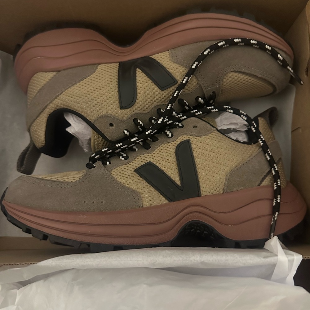 Veja Sneakers